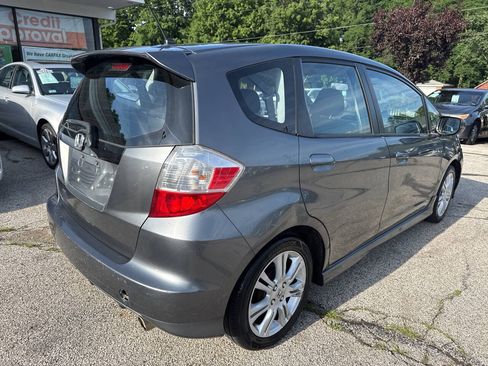 Used 2011 Honda Fit Sport image 7