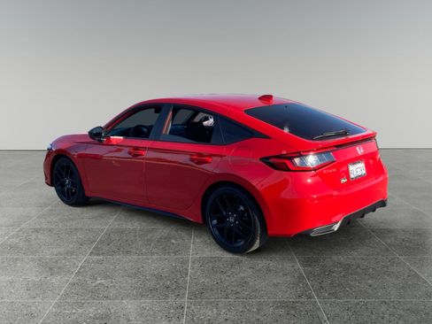 Used 2025 Honda Civic Sport image 3