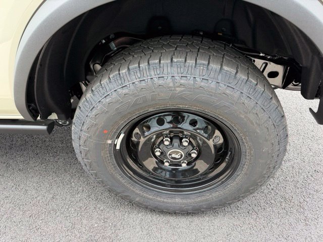 New 2026 Ford Bronco Big Bend w/ Black Diamond Package AWD/4WD image 6