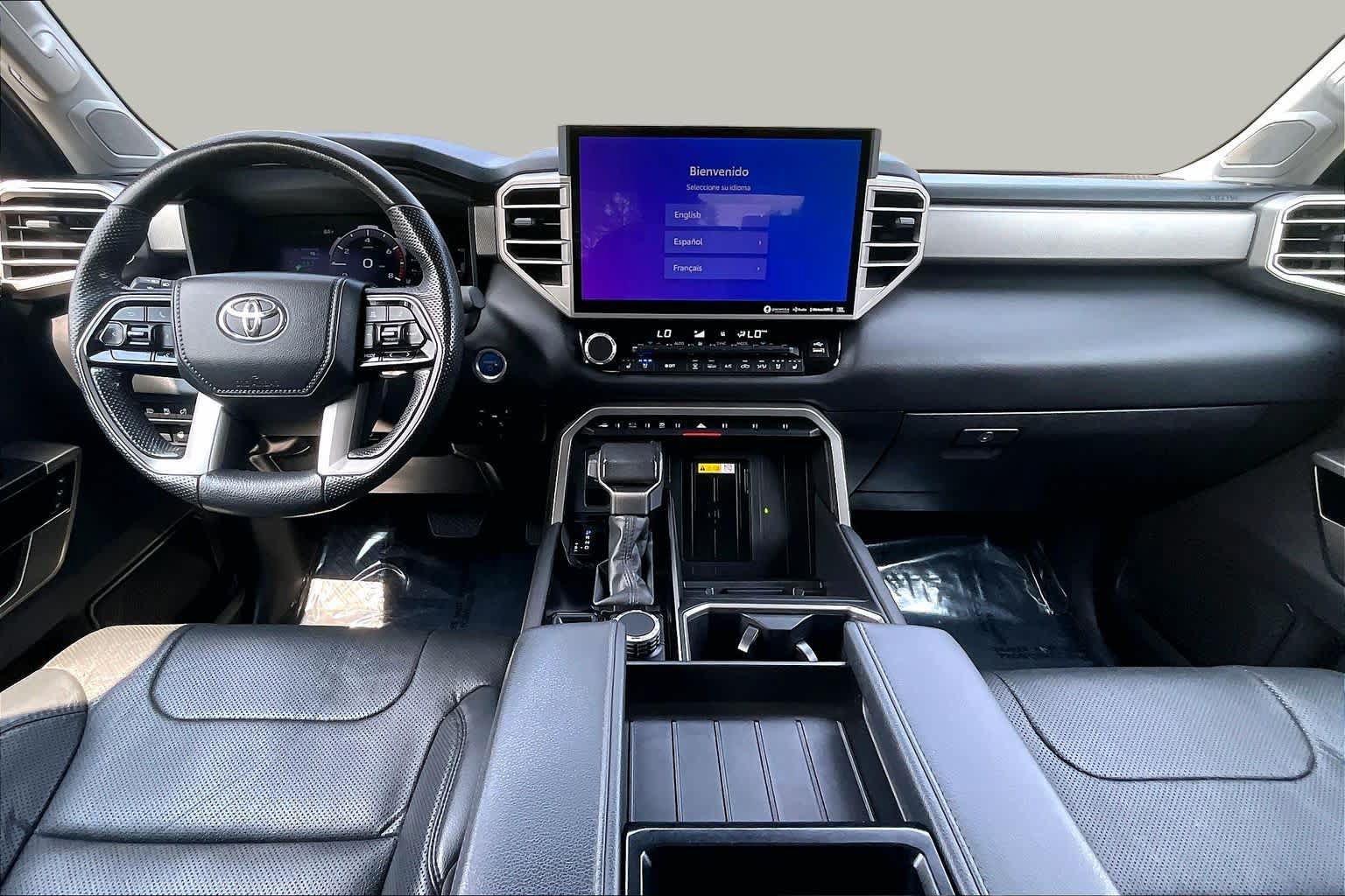 Used 2024 Toyota Tundra Limited AWD/4WD image 30