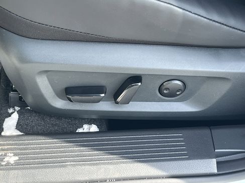 New 2026 Nissan Rogue SV image 15