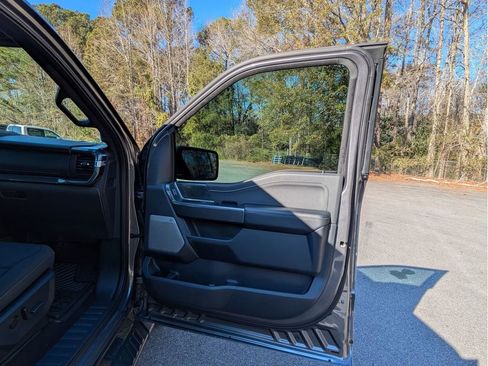 Used 2022 Ford F150 XLT w/ Equipment Group 302A High image 28