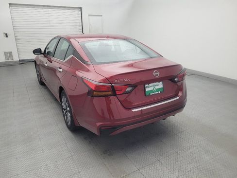 Used 2023 Nissan Altima 2.5 SV FWD image 6