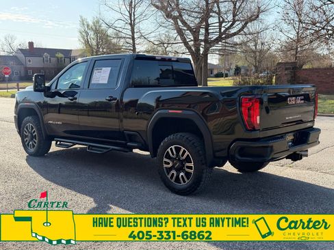 Used 2023 GMC Sierra 2500 AT4 w/ AT4 Preferred Package image 9