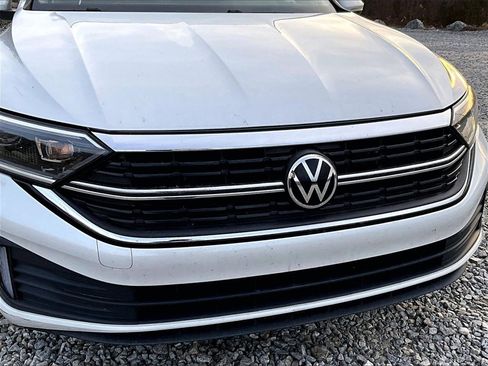 Used 2022 Volkswagen Jetta SEL image 26