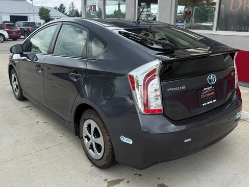 Used 2015 Toyota Prius Three FWD image 4