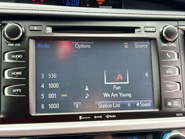 Used 2017 Toyota Highlander XLE AWD/4WD image 16