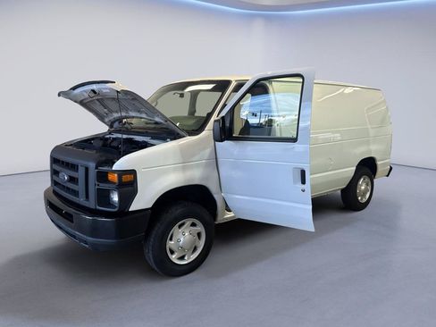 Used 2014 Ford E-150 and Econoline 150 w/ Power Group RWD image 11