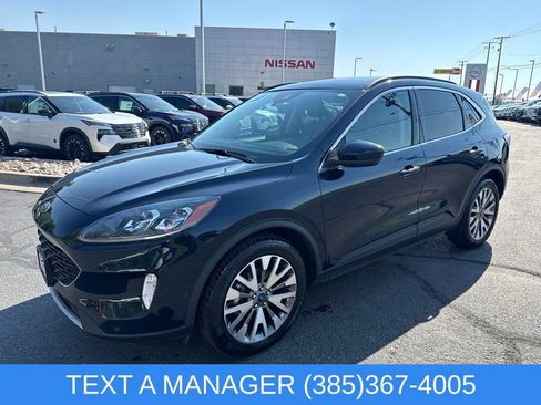 Used 2021 Ford Escape Titanium AWD/4WD image 8