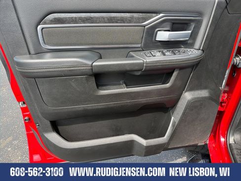 Used 2024 RAM 2500 Big Horn w/ Night Edition AWD/4WD image 10