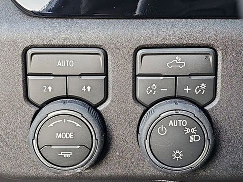 New 2026 Chevrolet Silverado 1500 LT image 16