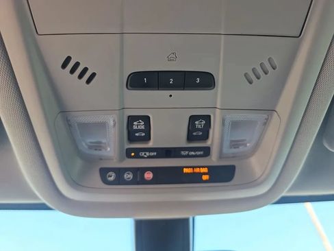 Used 2017 GMC Acadia SLT FWD image 37