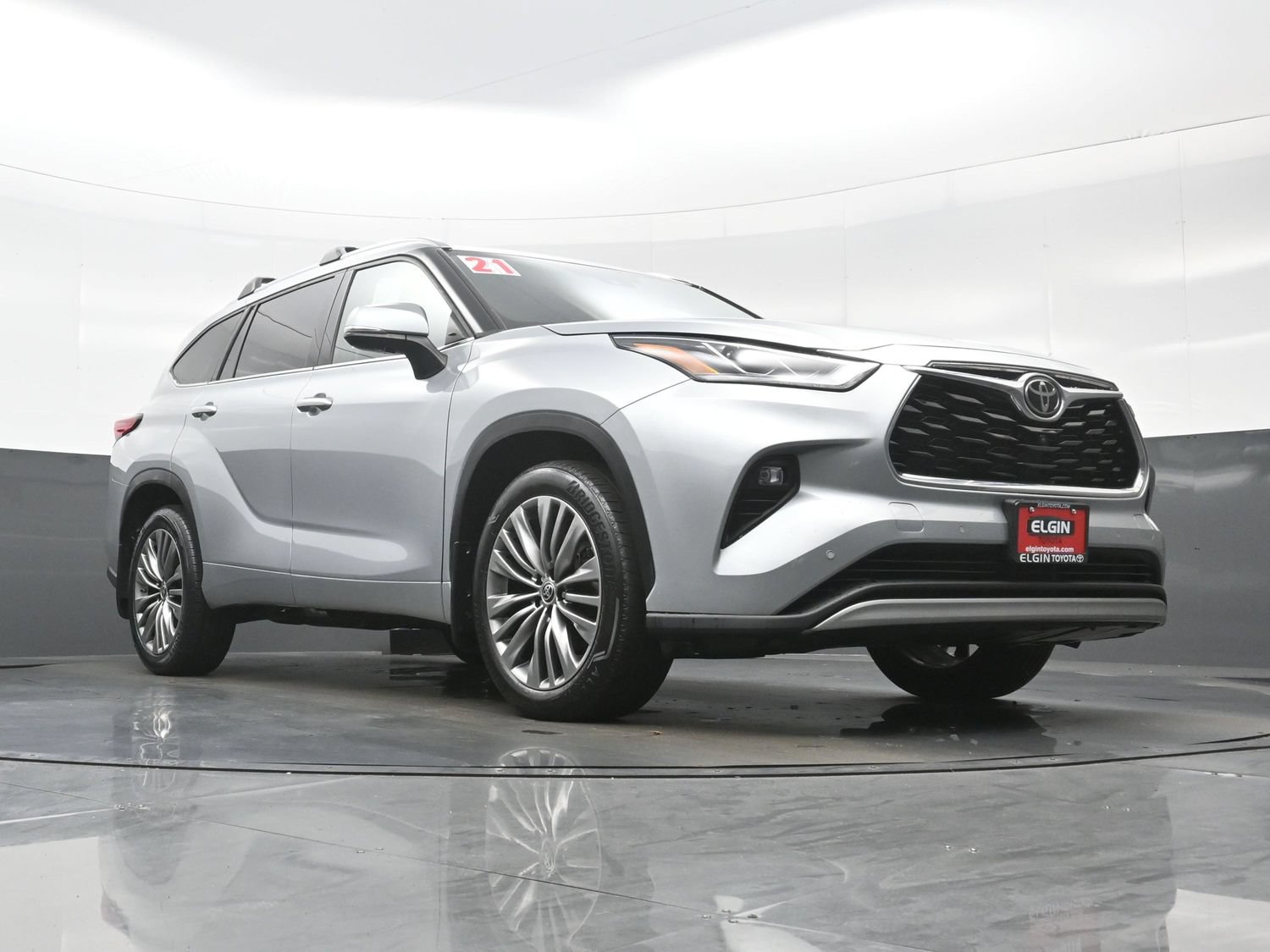 Used 2021 Toyota Highlander Platinum AWD/4WD image 29
