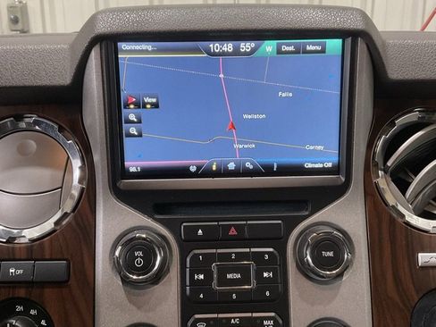 Used 2016 Ford F250 Lariat w/ Chrome Package image 17