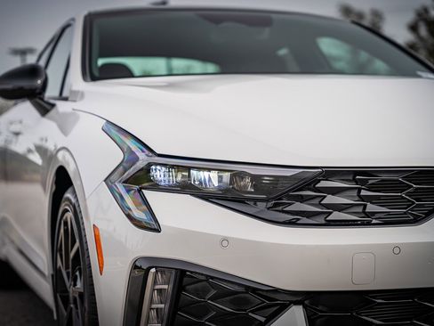 New 2026 Kia K5 GT-Line w/ GT-Line Premium Package FWD image 8