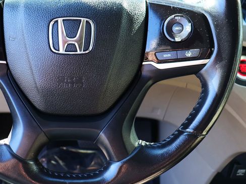 Used 2019 Honda Odyssey EX-L image 57