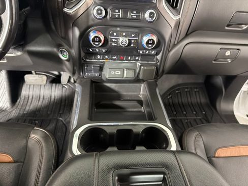 Used 2020 GMC Sierra 1500 AT4 AWD/4WD image 18