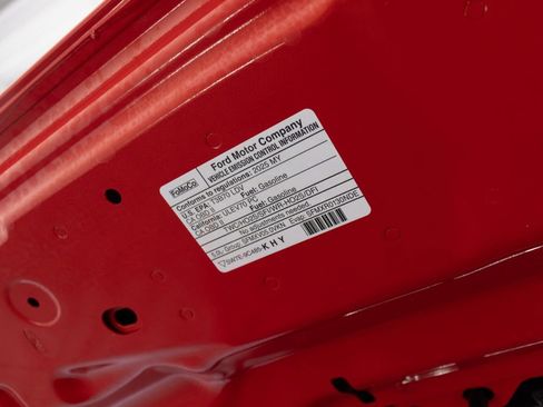 Used 2025 Ford Mustang GT RWD image 31
