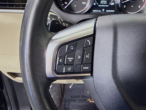 Used 2019 Land Rover Discovery Sport HSE AWD/4WD image 14