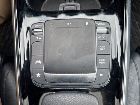 Used 2021 Mercedes-Benz GLA 250 4MATIC image 51