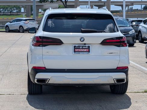 Used 2025 BMW X5 xDrive50e AWD/4WD image 5
