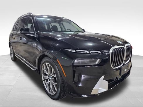 Used 2024 BMW X7 xDrive40i AWD/4WD image 2