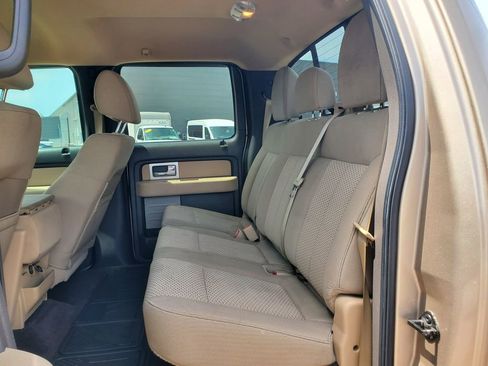 Used 2011 Ford F150 XLT w/ XLT Chrome Pkg AWD/4WD image 8