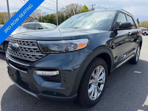 Certified 2023 Ford Explorer Limited w/ Limited Technology Package AWD/4WD image 3