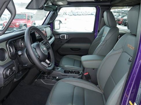 New 2026 Jeep Gladiator Mojave image 2