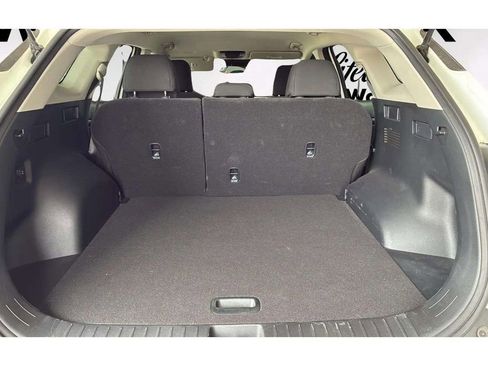 Certified 2025 Kia Sportage LX FWD image 65
