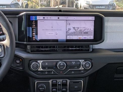 New 2026 Jeep Gladiator Sport AWD/4WD image 15