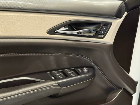 Used 2015 Cadillac SRX FWD image 19