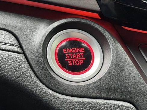 Used 2025 Honda Odyssey Sport-L image 8