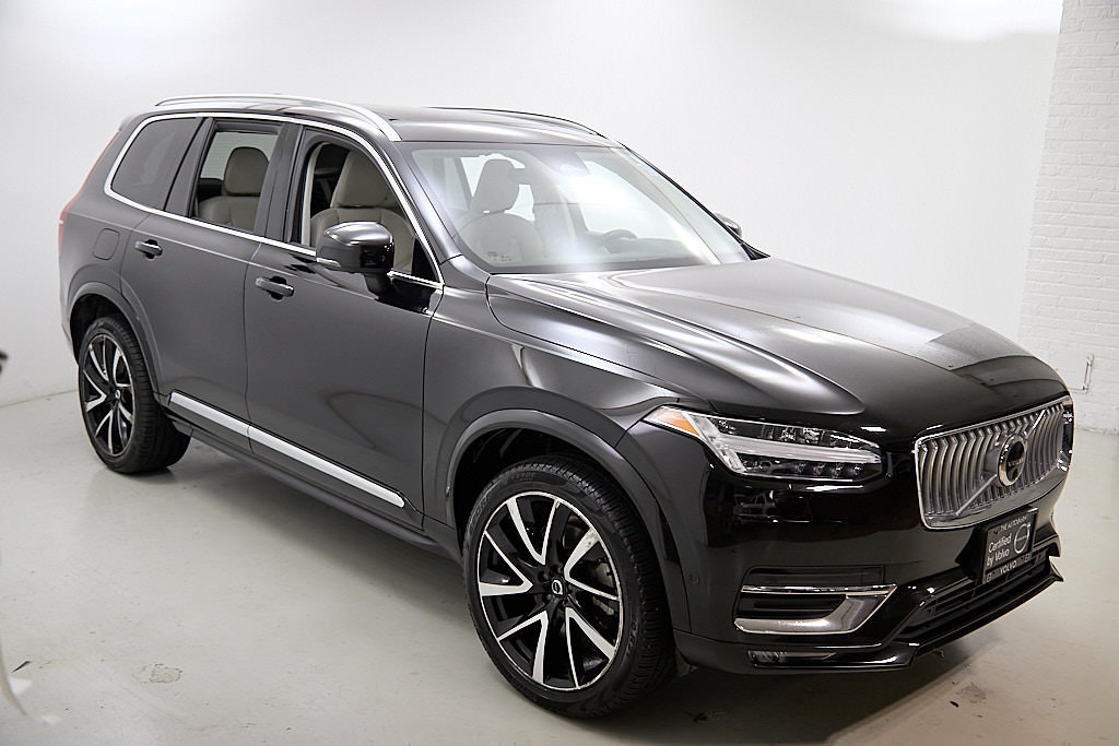 Certified 2023 Volvo XC90 B6 Plus w/ Protection Package AWD/4WD image 4