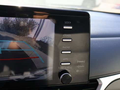 Used 2024 Toyota Sienna XLE image 27