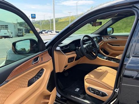 New 2026 Jeep Grand Cherokee L Summit AWD/4WD image 15