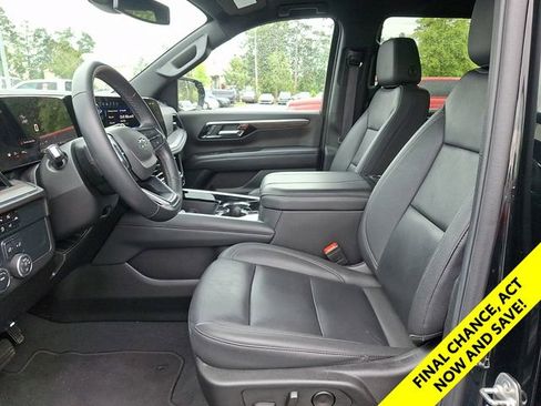 Used 2025 Chevrolet Tahoe Z71 AWD/4WD image 15