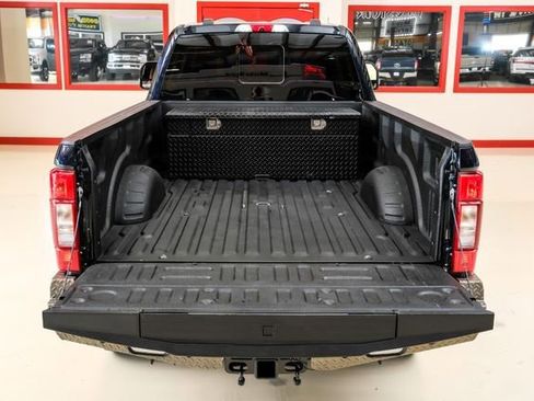Used 2022 Ford F350 Lariat w/ Lariat Ultimate Package image 8