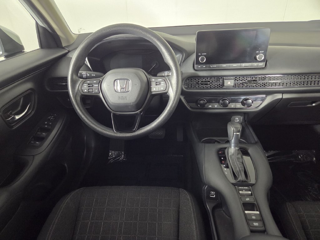 Used 2023 Honda HR-V LX image 43