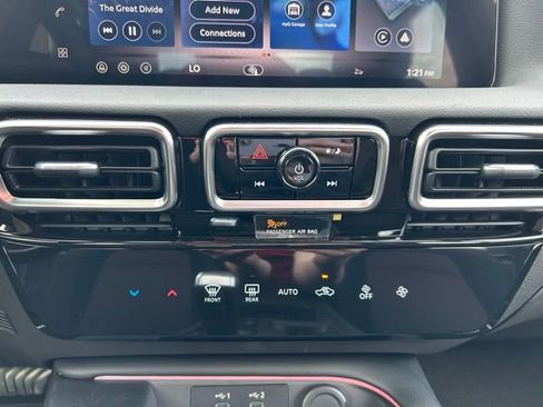 New 2026 Nissan Sentra SR FWD image 18