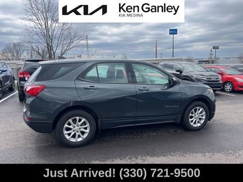 Used 2019 Chevrolet Equinox LS image 4