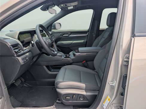 New 2026 GMC Terrain AT4 AWD/4WD image 9