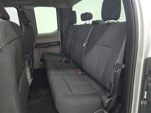 Used 2018 Ford F150 XL w/ Equipment Group 101A Mid image 5