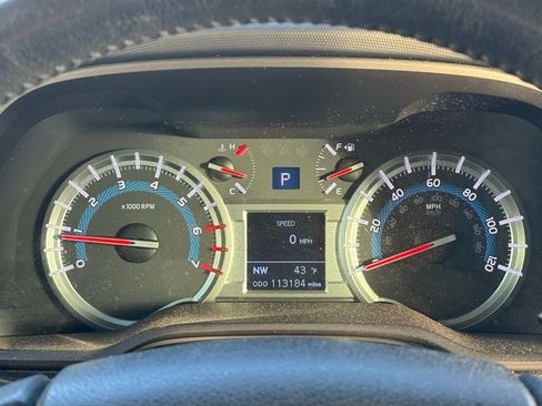 Used 2014 Toyota 4Runner SR5 Premium AWD/4WD image 9