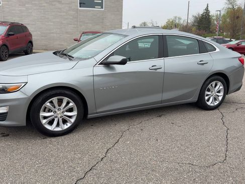 Used 2023 Chevrolet Malibu LT FWD image 5