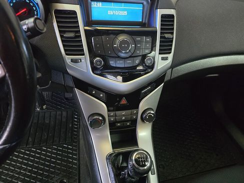 Used 2012 Chevrolet Cruze LT image 19