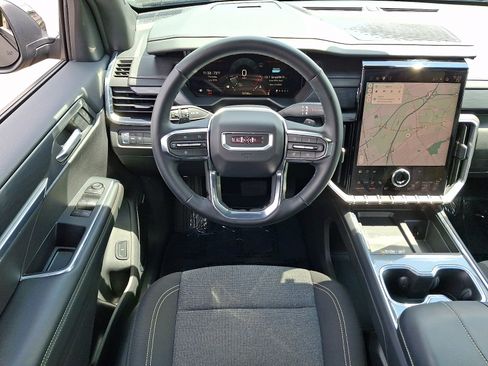 Used 2025 GMC Acadia Elevation FWD image 12
