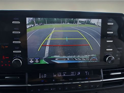 Certified 2022 Toyota Sienna Limited image 25