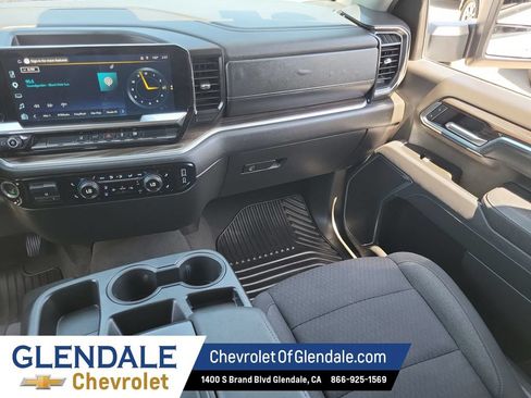 Certified 2025 Chevrolet Silverado 2500 LT w/ Convenience Package AWD/4WD image 24