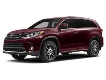 Used 2017 Toyota Highlander XLE